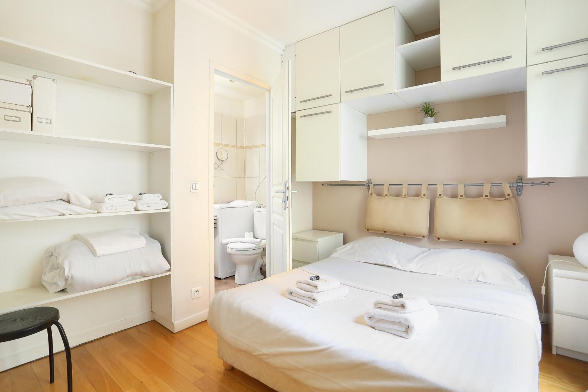 Pick A Flat'S Apartments In Batignolles - Rue Biot Paryż Zewnętrze zdjęcie